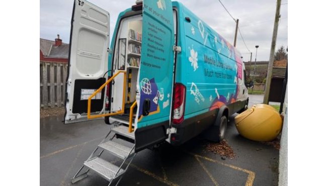 Library Bus Eckford 